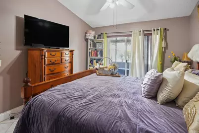 3181 Holiday Springs Boulevard #41, Margate, FL 33063 - Photo 9