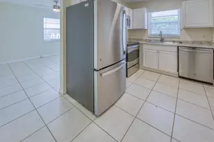 330 N J St, Lake Worth Beach, FL 33460 - Photo 7