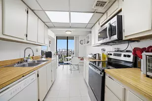 210 174th St, Sunny Isles Beach, FL 33160 - Photo 15