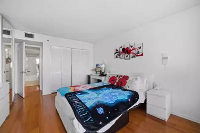 210 174th Street #1110, Sunny Isles Beach, FL 33160 - Photo 27