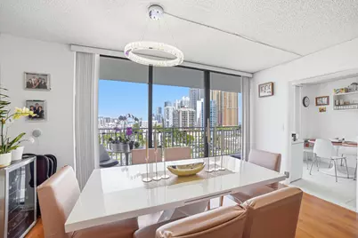 210 174th Street #1110, Sunny Isles Beach, FL 33160 - Photo 11
