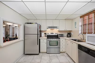 630 Tennis Club Drive #404, Fort Lauderdale, FL 33311 - Photo 5