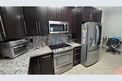 6878 NW 33rd Street, Margate, FL 33063 - Photo 9