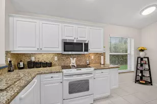 9718 Harbour Lake Cir, Boynton Beach, FL 33437 - Photo 15