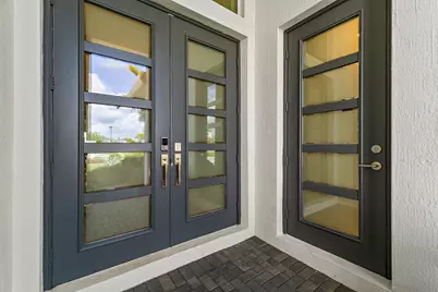 12208 Waterstone Circle, Palm Beach Gardens, FL 33412 - Photo 3