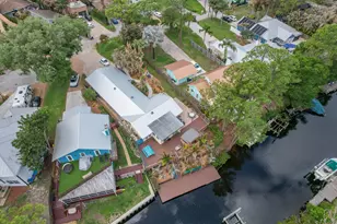 1341 SW Evergreen Ln, Palm City, FL 34990 - Photo 33