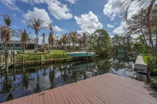 1341 SW Evergreen Ln, Palm City, FL 34990 - Photo 33