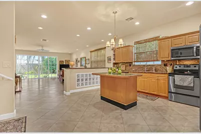 2560 NE 11th Street, Pompano Beach, FL 33062 - Photo 3