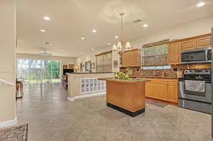2560 NE 11th St, Pompano Beach, FL 33062 - Photo 3