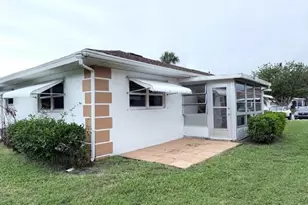 944 Savannas Point Dr, Fort Pierce, FL 34982 - Photo 25