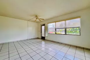 141 Sussex H, West Palm Beach, FL 33417 - Photo 5