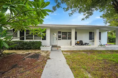 1331 S Palmway, Lake Worth Beach, FL 33460 - Photo 1