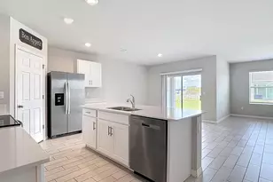 524 W Glendale Ave, Labelle, FL 33935 - Photo 9