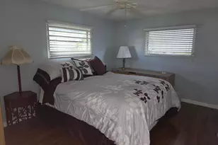 7667 SE Swan Ave, Hobe Sound, FL 33455 - Photo 11