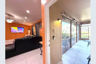 5279 W Woodstone Cir Circle W, Lake Worth, FL 33463 - Photo 19