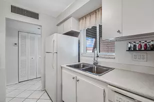 12022 W Greenway Dr, Royal Palm Beach, FL 33411 - Photo 9