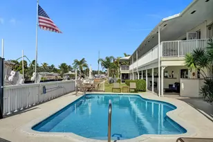 2866 NE 30th St, Fort Lauderdale, FL 33306 - Photo 9