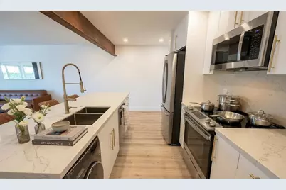 95 N Birch Road #605, Fort Lauderdale, FL 33304 - Photo 5
