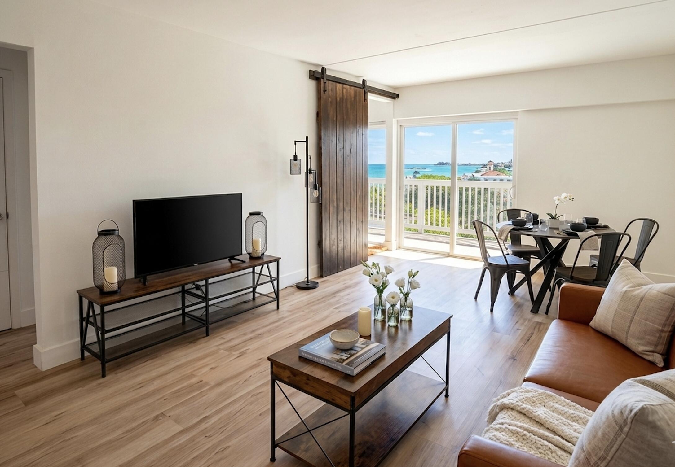95 N Birch Rd #605 main architectural view