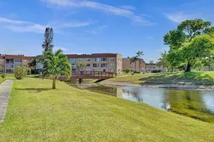 9020 Sunrise Lakes Blvd, Sunrise, FL 33322 - Photo 29