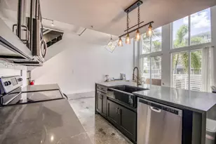108 Lake Ave, Lake Worth Beach, FL 33460 - Photo 7