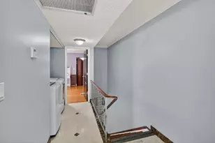 928 NE 27th Ave, Hallandale Beach, FL 33009 - Photo 9