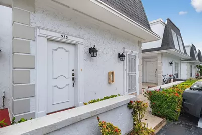 928 NE 27th Avenue, Hallandale Beach, FL 33009 - Photo 1