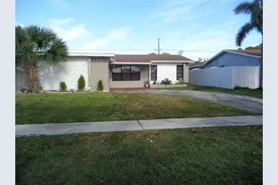 9571 Sunset Strip, Sunrise, FL 33322 - Photo 1