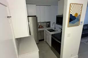 298 SW 6th St, Boca Raton, FL 33432 - Photo 11