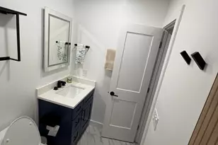 298 SW 6th St, Boca Raton, FL 33432 - Photo 7