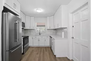 4630 NE 3rd Ter., Oakland Park, FL 33334 - Photo 11
