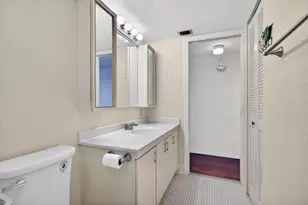 3203 Portofino Point, Coconut Creek, FL 33066 - Photo 19