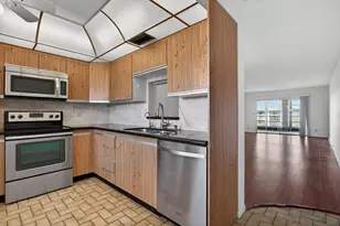 3203 Portofino Point, Coconut Creek, FL 33066 - Photo 3