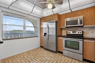 3203 Portofino Point, Coconut Creek, FL 33066 - Photo 5