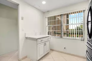 4701 Martinique Dr, Coconut Creek, FL 33066 - Photo 5