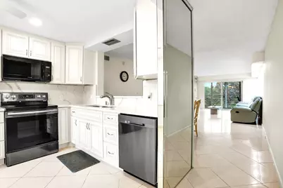 4701 Martinique Drive #K3, Coconut Creek, FL 33066 - Photo 5