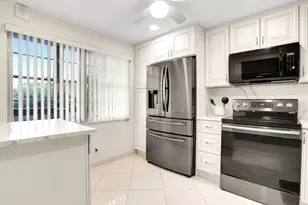 4701 Martinique Dr, Coconut Creek, FL 33066 - Photo 3