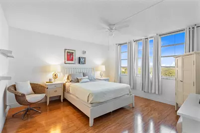 3499 Oaks Way #806, Pompano Beach, FL 33069 - Photo 5