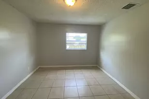 3208 Louisiana Ave, Fort Pierce, FL 34947 - Photo 7