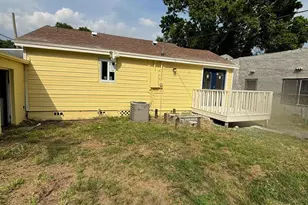 1717 Linwood Ave, Fort Pierce, FL 34982 - Photo 9