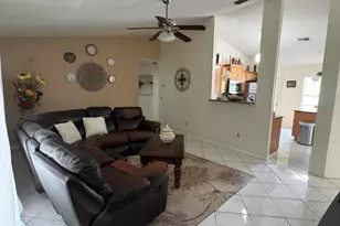 537 NW Biscayne Dr, Port Saint Lucie, FL 34983 - Photo 7