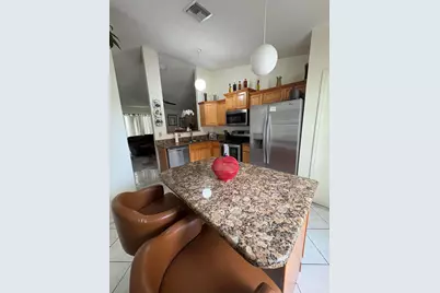 537 NW Biscayne Drive, Port Saint Lucie, FL 34983 - Photo 11