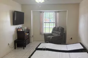 537 NW Biscayne Dr, Port Saint Lucie, FL 34983 - Photo 19