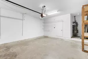 19389 SW 64th St, Pembroke Pines, FL 33332 - Photo 39