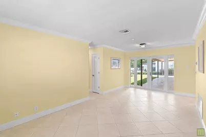 260 Lake Drive, Coconut Creek, FL 33066 - Photo 17