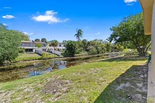 260 Lake Dr, Coconut Creek, FL 33066 - Photo 33