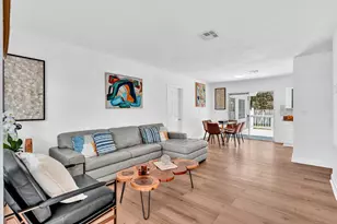 835 NE 16th St, Fort Lauderdale, FL 33304 - Photo 3