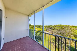 3600 Oaks Clubhouse Dr, Pompano Beach, FL 33069 - Photo 21