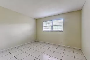 808 SE 13th St, Fort Lauderdale, FL 33316 - Photo 5