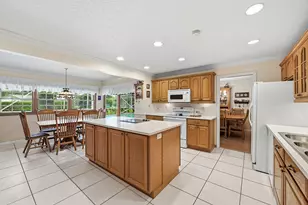 2620 NW 106th Dr, Coral Springs, FL 33065 - Photo 3